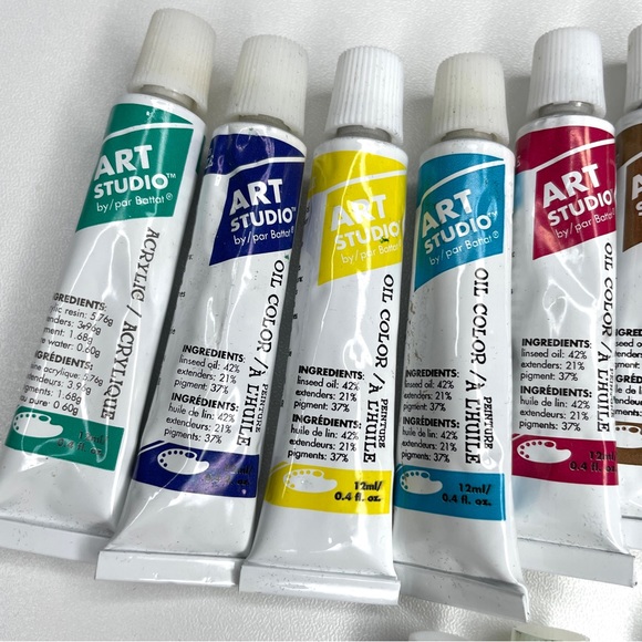 Art Studio Oil, Acrylic, Watercolor Paints - Picture 2 of 5